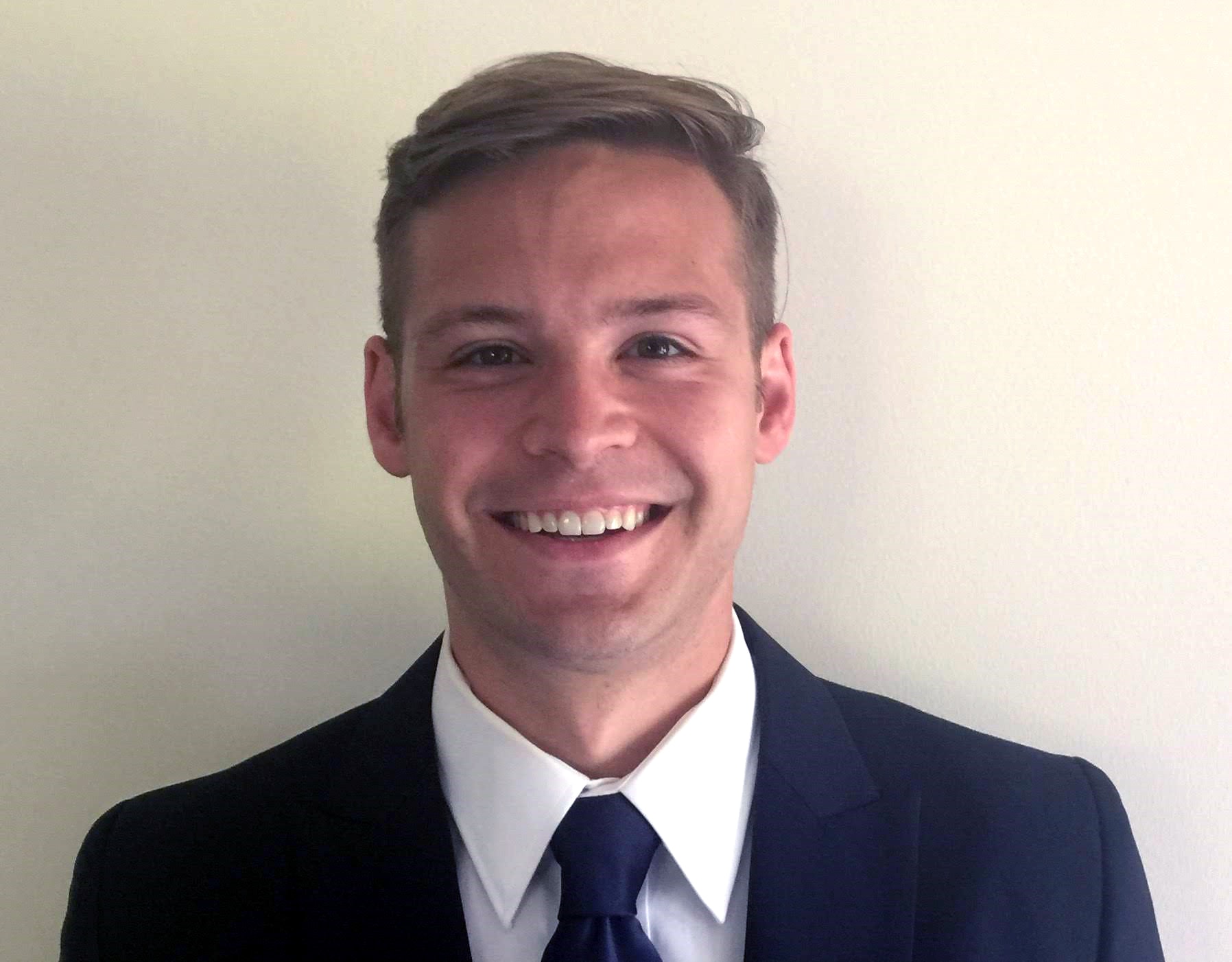 Dr. Robert Walker, MD — Orthopedic Surgeon